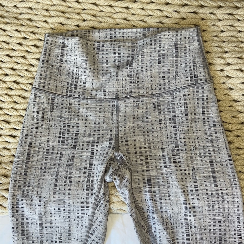 Grey lululemon leggings